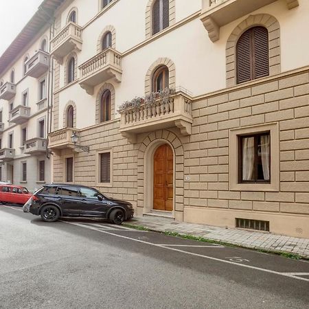 Magenta Apartment By Mamo Florenz Exterior foto